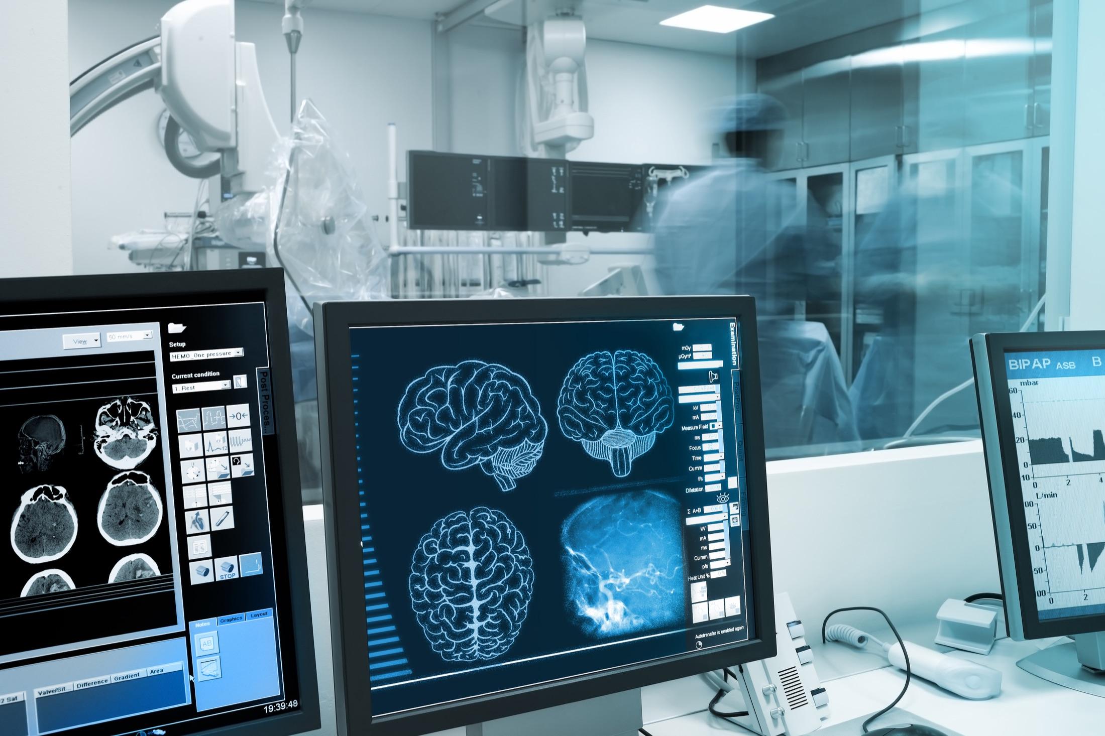 Brain imaging and diagnostic review in a clinical setting